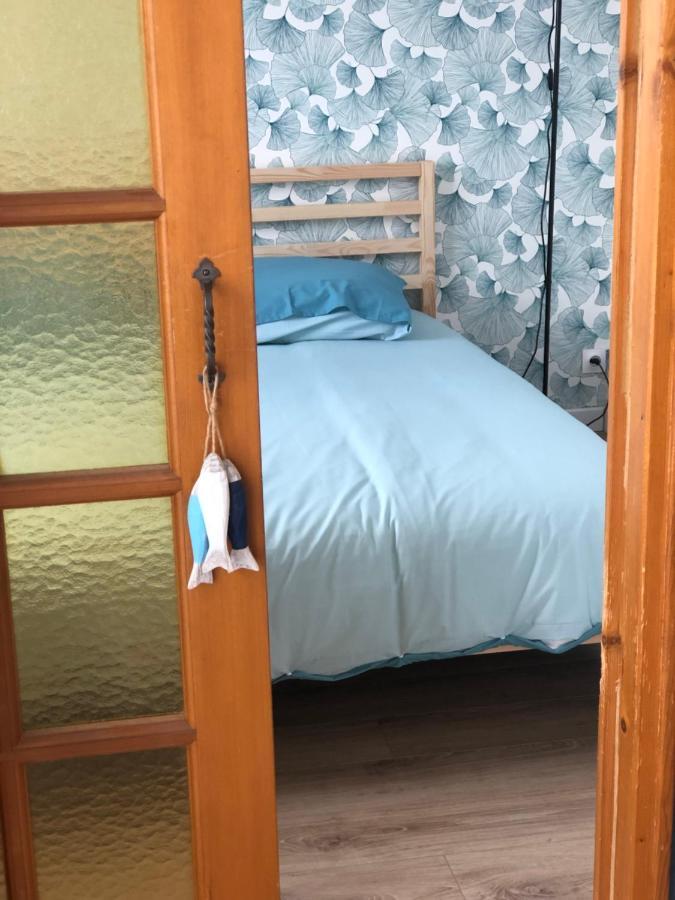 Bleu Sale - F2 Avec Balcon Apartment